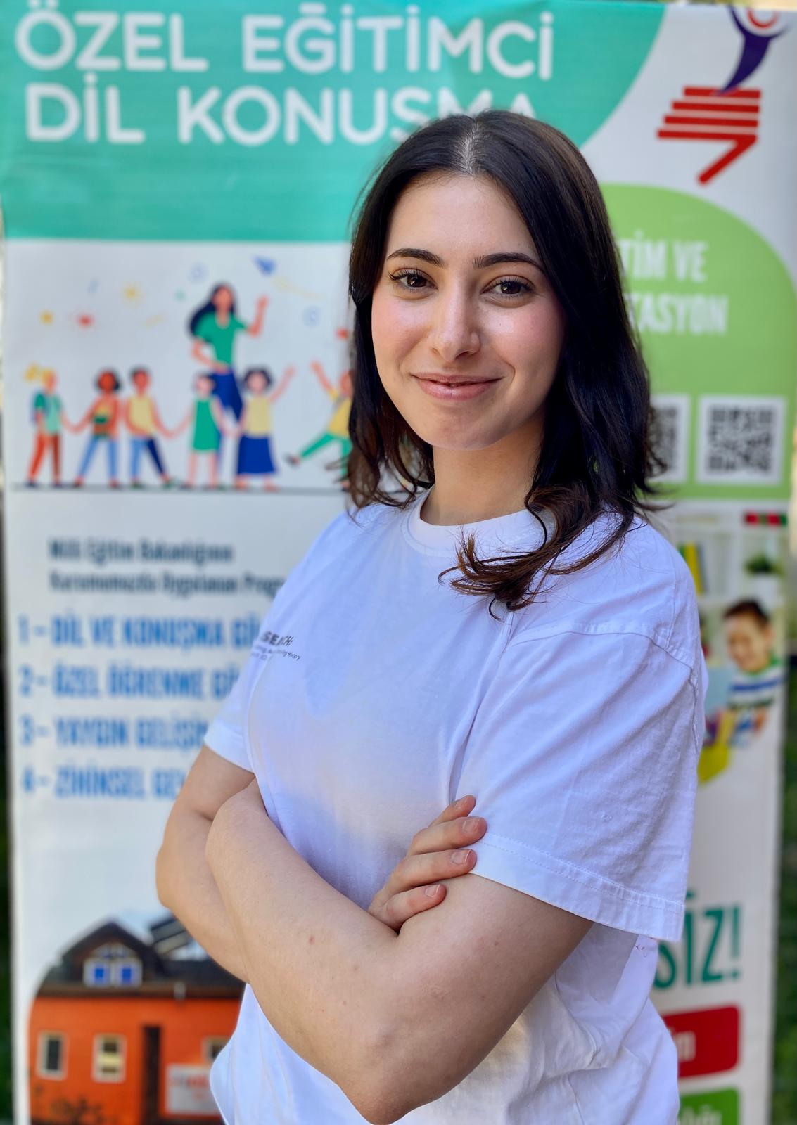 Hümeyra Adanur portresi
